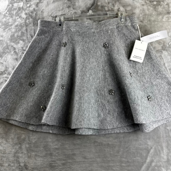 Free Assembly Dresses & Skirts - Free Assembly Mini Sweater Skirt Womens L Gray Rhinestone Ribbed Knit (1733)